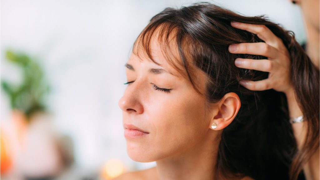 Scalp massages and treatments, Spa in Dubai | image source: Canva